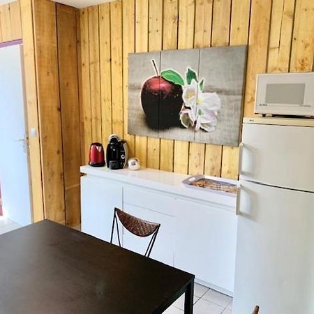 Champvert Le Depot Studio Du Petit Port מראה חיצוני תמונה
