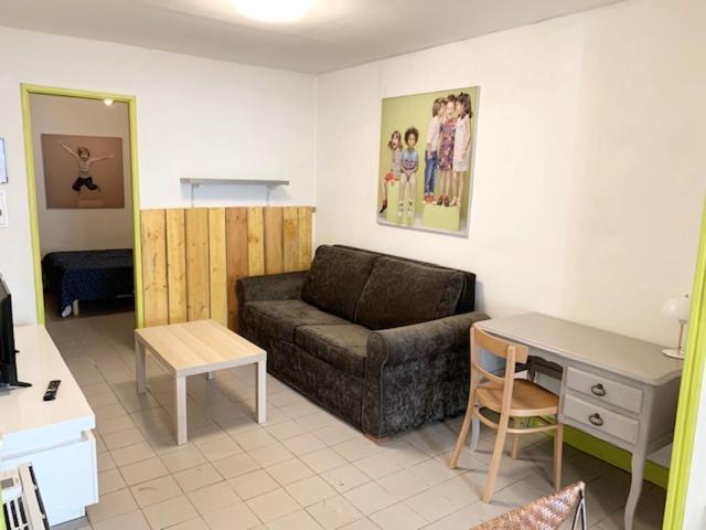 Champvert Le Depot Studio Du Petit Port מראה חיצוני תמונה